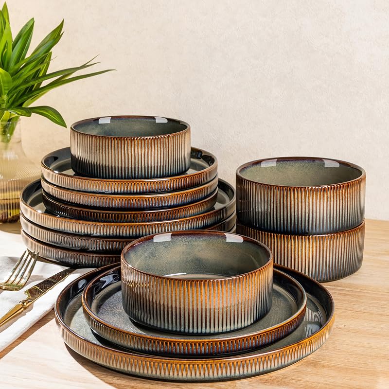 TheTerra Ceramic Dinnerware Set for 4, 12-Piece Plates and Bowls Set